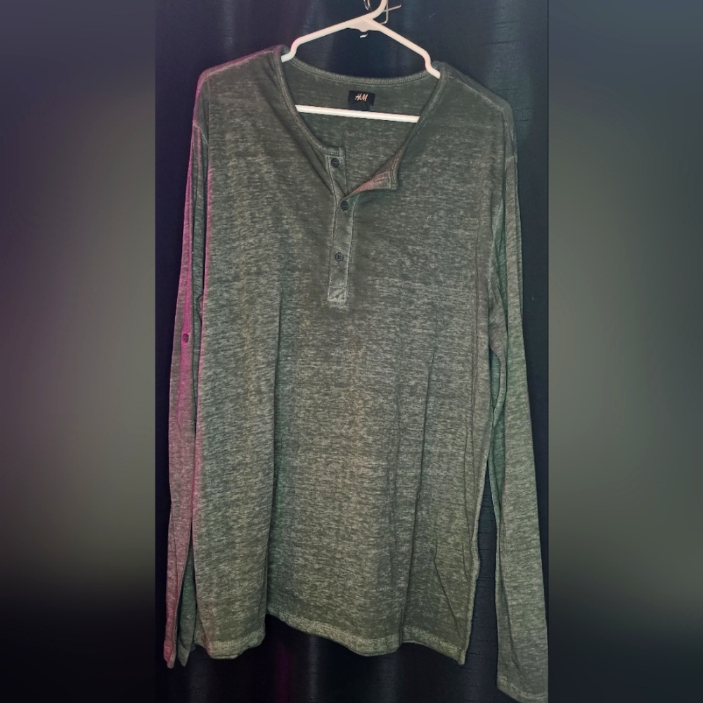 Green long sleeve henly